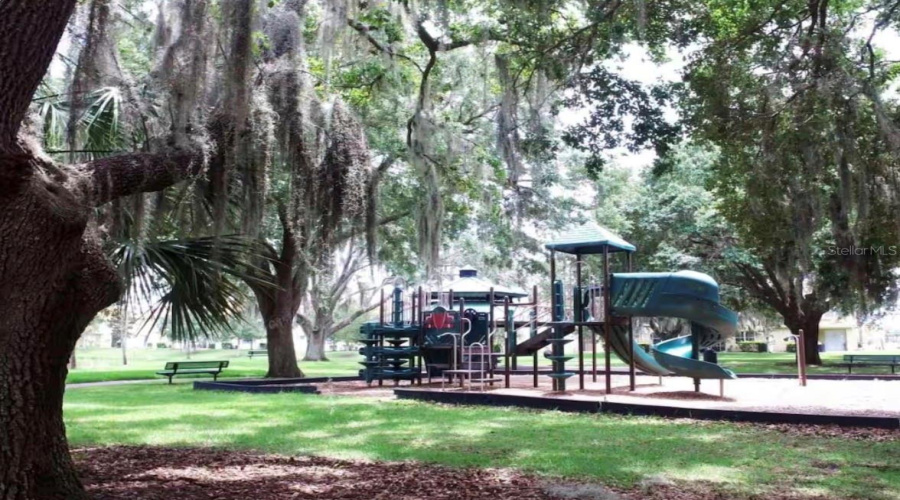 KISSIMMEE, Florida 34746, 2 Bedrooms Bedrooms, ,1 BathroomBathrooms,Residential,For Sale,SEAVIEW CASTLE,0,MFRS5154157