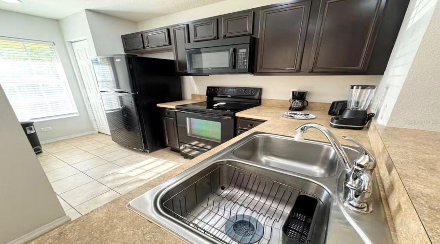 KISSIMMEE, Florida 34746, 2 Bedrooms Bedrooms, ,1 BathroomBathrooms,Residential,For Sale,SEAVIEW CASTLE,0,MFRS5154157