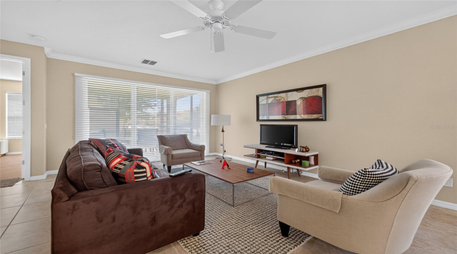 ORLANDO, Florida 32836, 4 Bedrooms Bedrooms, ,3 BathroomsBathrooms,Residential,For Sale,DELLA SCALA,0,MFRO6427511