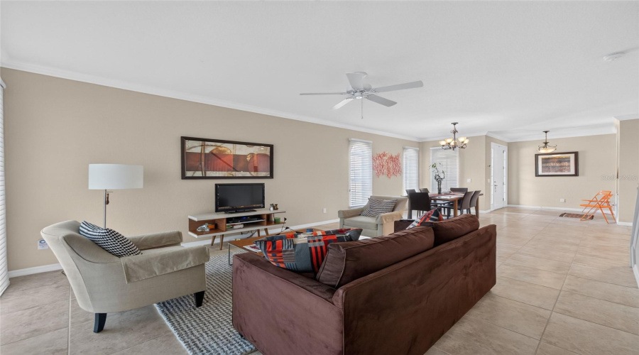 ORLANDO, Florida 32836, 4 Bedrooms Bedrooms, ,3 BathroomsBathrooms,Residential,For Sale,DELLA SCALA,0,MFRO6427511