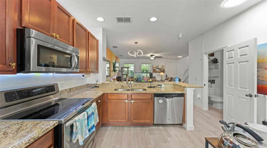 ORLANDO, Florida 32836, 3 Bedrooms Bedrooms, ,2 BathroomsBathrooms,Residential,For Sale,LEELAND ARCHER,0,MFRO6426544