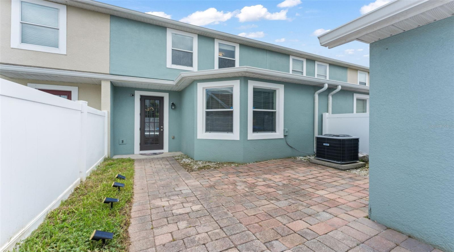 Orlando, Florida 32836, 3 Bedroom Bedrooms, ,2 Bathroombathrooms,Residential,For Sale,Leeland Archer,0,Mfro6426544