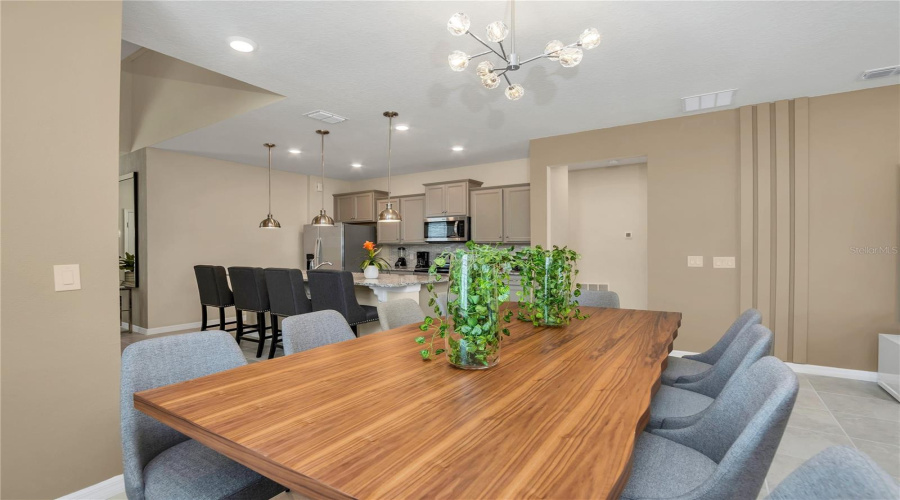 DAVENPORT, Florida 33897, 7 Bedrooms Bedrooms, ,5 BathroomsBathrooms,Residential,For Sale,SUMMER,0,MFRO6383749