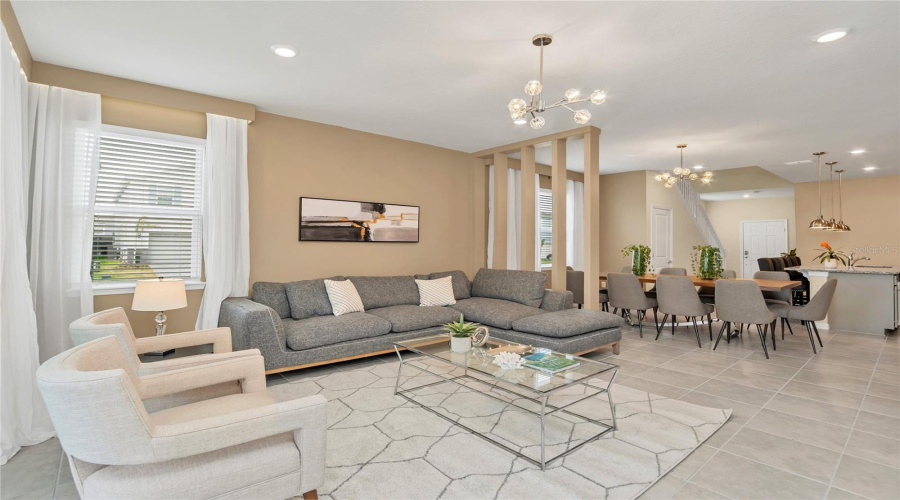 DAVENPORT, Florida 33897, 7 Bedrooms Bedrooms, ,5 BathroomsBathrooms,Residential,For Sale,SUMMER,0,MFRO6383749