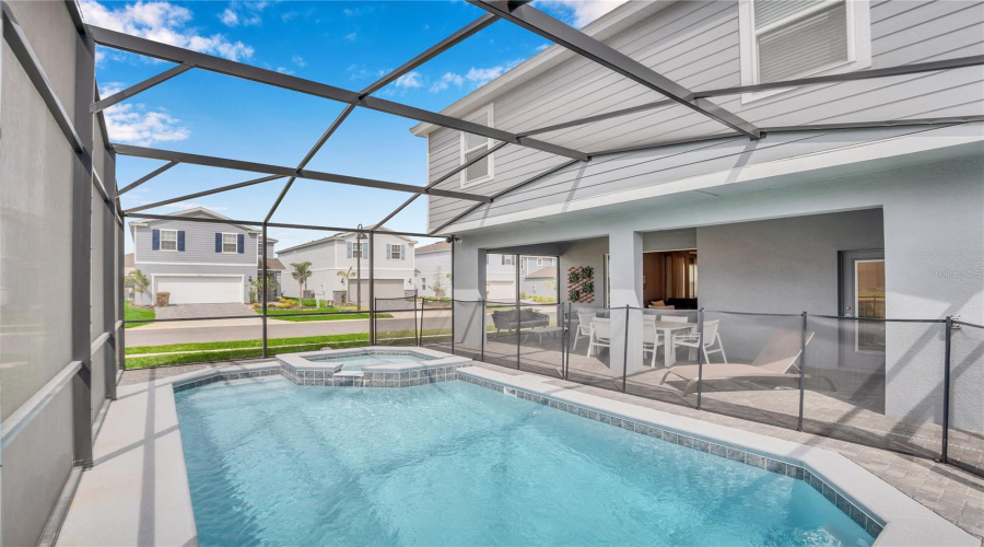 DAVENPORT, Florida 33897, 7 Bedrooms Bedrooms, ,5 BathroomsBathrooms,Residential,For Sale,SUMMER,0,MFRO6383749