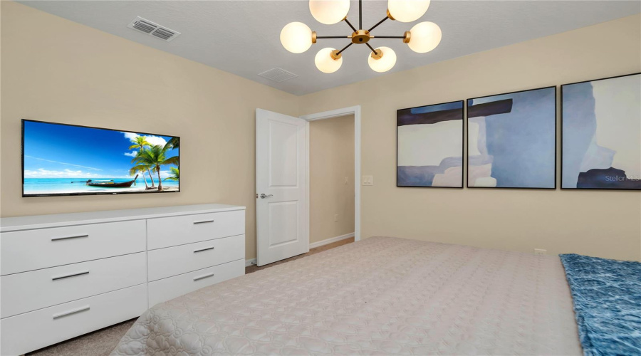 DAVENPORT, Florida 33897, 7 Bedrooms Bedrooms, ,5 BathroomsBathrooms,Residential,For Sale,SUMMER,0,MFRO6383749