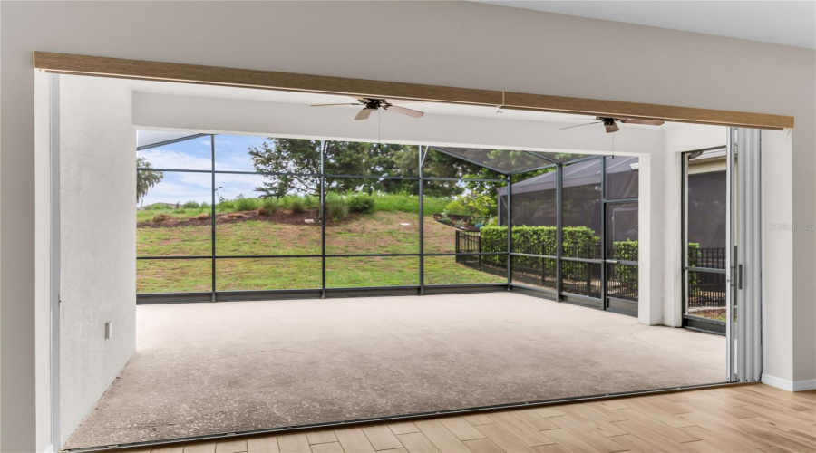 Covered & Screened In Patio