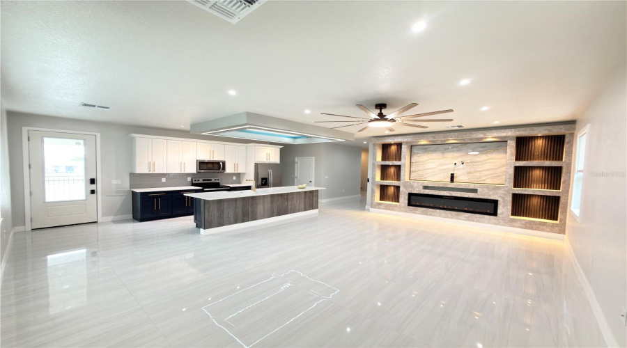 DAVENPORT, Florida 33837, 3 Bedrooms Bedrooms, ,2 BathroomsBathrooms,Residential,For Sale,NORTH,0,MFRO6422294