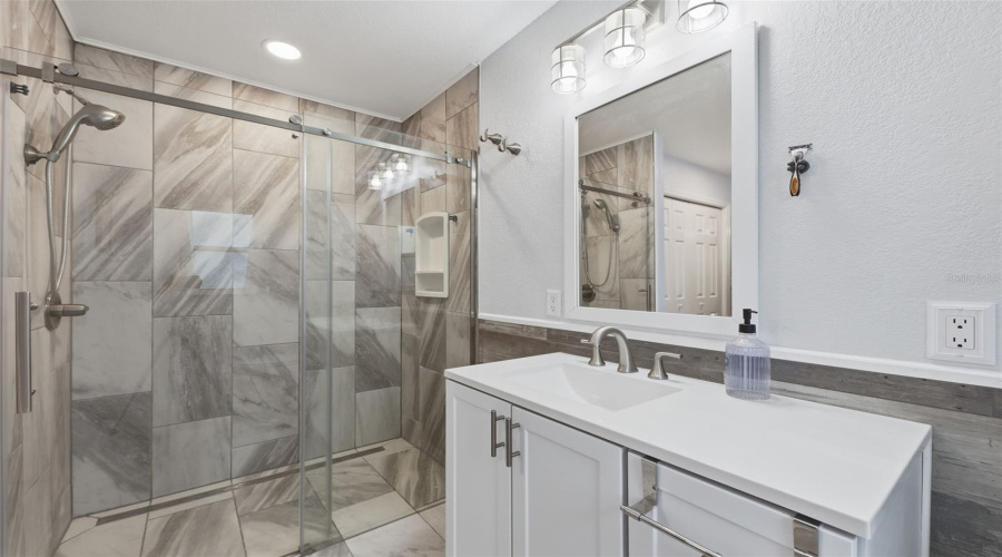 DAVENPORT, Florida 33837, 3 Bedrooms Bedrooms, ,2 BathroomsBathrooms,Residential,For Sale,MERRIMACK,0,MFRO6425830