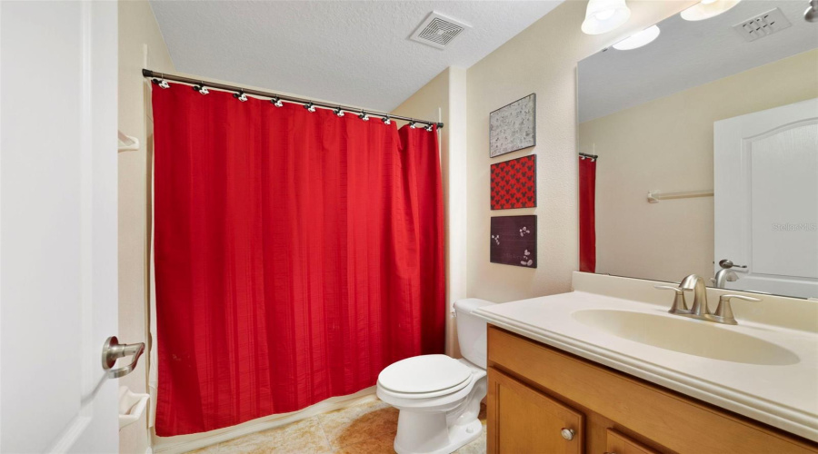 KISSIMMEE, Florida 34747, 5 Bedrooms Bedrooms, ,5 BathroomsBathrooms,Residential,For Sale,BISMARCK PALM,0,MFRO6426454