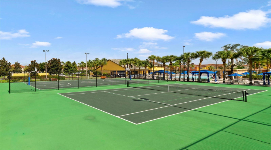 KISSIMMEE, Florida 34747, 5 Bedrooms Bedrooms, ,5 BathroomsBathrooms,Residential,For Sale,BISMARCK PALM,0,MFRO6426454