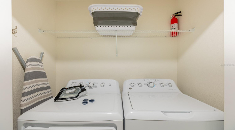 KISSIMMEE, Florida 34746, 4 Bedrooms Bedrooms, ,3 BathroomsBathrooms,Residential,For Sale,LULLABY,0,MFRO6427208