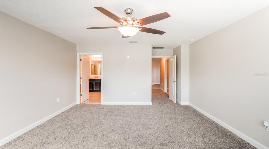KISSIMMEE, Florida 34746, 4 Bedrooms Bedrooms, ,2 BathroomsBathrooms,Residential,For Sale,CRESCENT MOON,0,MFRC7528790