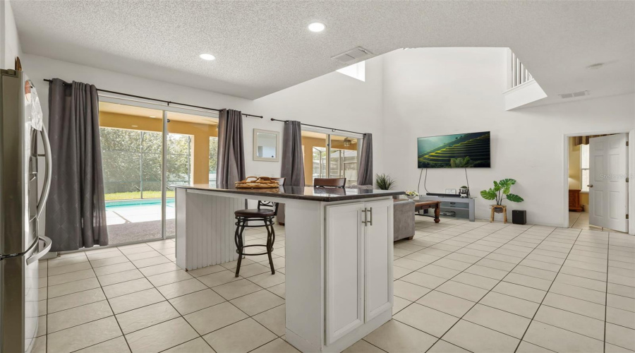 KISSIMMEE, Florida 34746, 7 Bedrooms Bedrooms, ,5 BathroomsBathrooms,Residential,For Sale,SEASONS,0,MFRS5153638