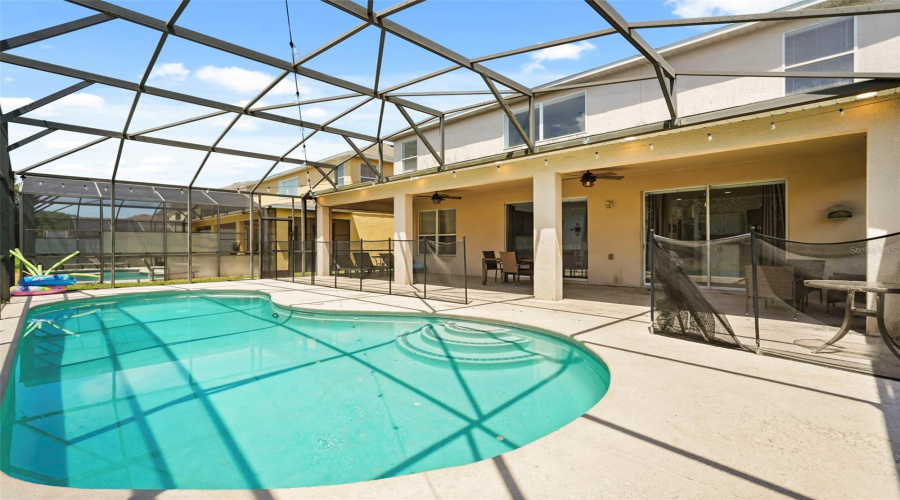 KISSIMMEE, Florida 34746, 7 Bedrooms Bedrooms, ,5 BathroomsBathrooms,Residential,For Sale,SEASONS,0,MFRS5153638