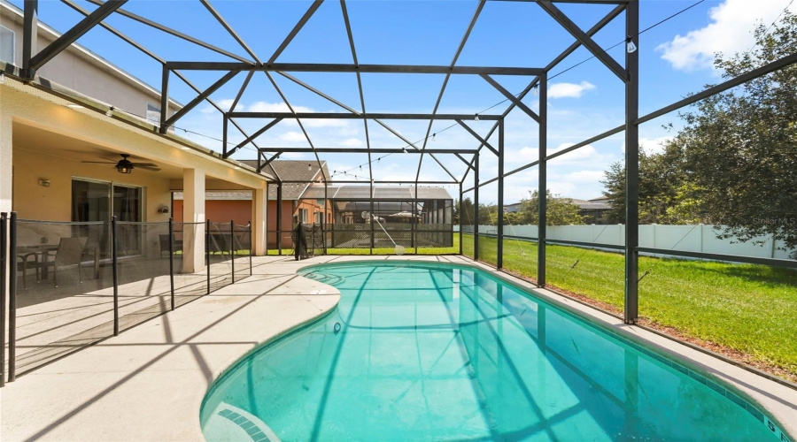 KISSIMMEE, Florida 34746, 7 Bedrooms Bedrooms, ,5 BathroomsBathrooms,Residential,For Sale,SEASONS,0,MFRS5153638