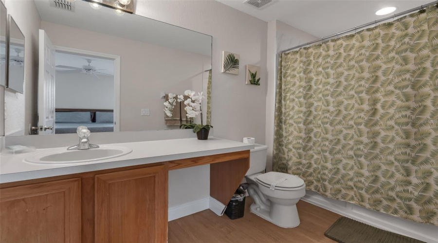 DAVENPORT, Florida 33897, 4 Bedrooms Bedrooms, ,3 BathroomsBathrooms,Residential,For Sale,CALABRIA,0,MFRO6426612