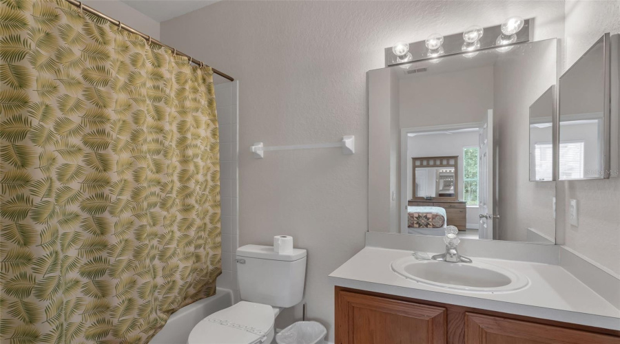 DAVENPORT, Florida 33897, 4 Bedrooms Bedrooms, ,3 BathroomsBathrooms,Residential,For Sale,CALABRIA,0,MFRO6426612