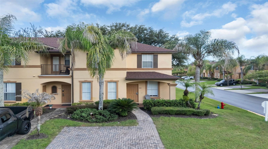 DAVENPORT, Florida 33897, 4 Bedrooms Bedrooms, ,3 BathroomsBathrooms,Residential,For Sale,CALABRIA,0,MFRO6426612
