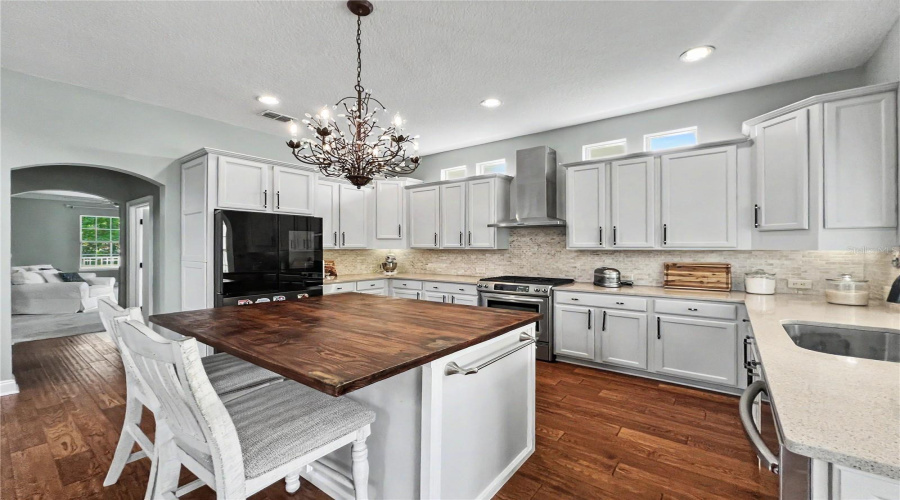 CELEBRATION, Florida 34747, 6 Bedrooms Bedrooms, ,4 BathroomsBathrooms,Residential,For Sale,OAK SHADOWS,0,MFRO6421489