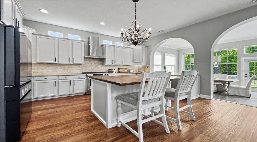 CELEBRATION, Florida 34747, 6 Bedrooms Bedrooms, ,4 BathroomsBathrooms,Residential,For Sale,OAK SHADOWS,0,MFRO6421489