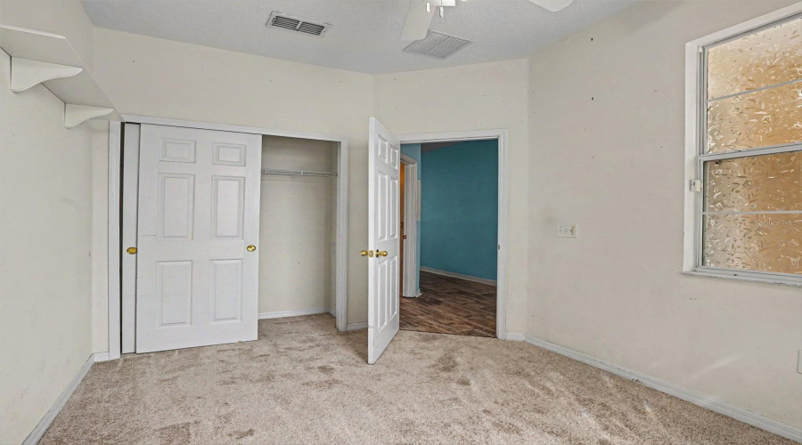 KISSIMMEE, Florida 34747, 3 Bedrooms Bedrooms, ,3 BathroomsBathrooms,Residential,For Sale,LONG ISLAND DR,0,MFRO6418351
