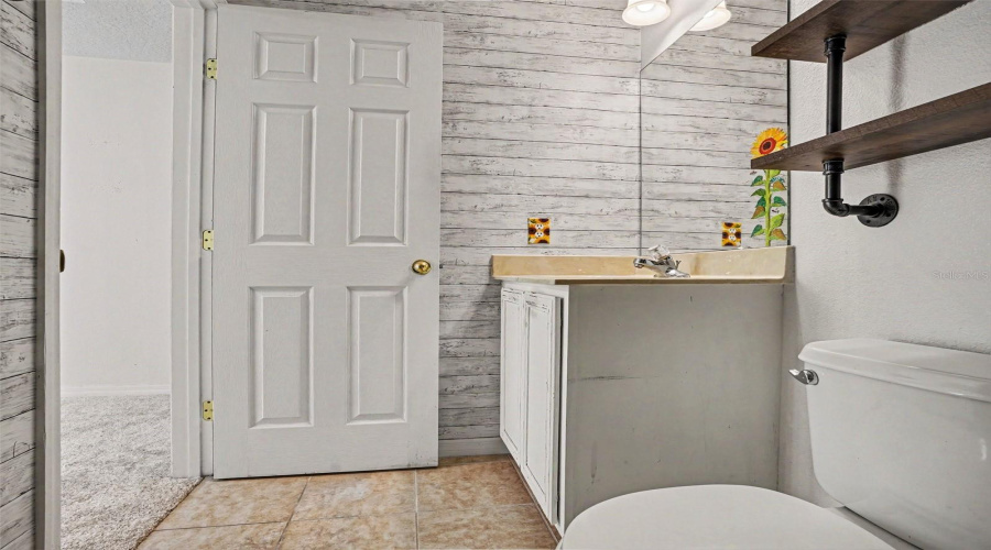 KISSIMMEE, Florida 34747, 3 Bedrooms Bedrooms, ,3 BathroomsBathrooms,Residential,For Sale,LONG ISLAND DR,0,MFRO6418351