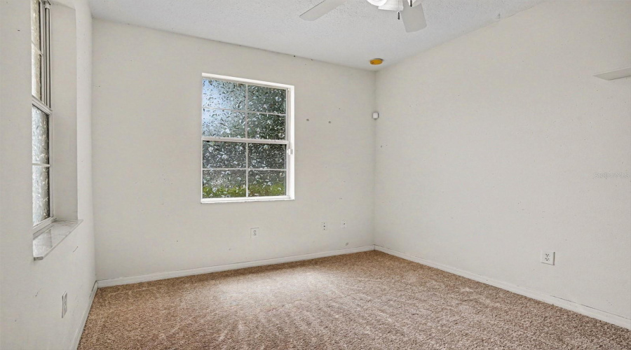 KISSIMMEE, Florida 34747, 3 Bedrooms Bedrooms, ,3 BathroomsBathrooms,Residential,For Sale,LONG ISLAND DR,0,MFRO6418351