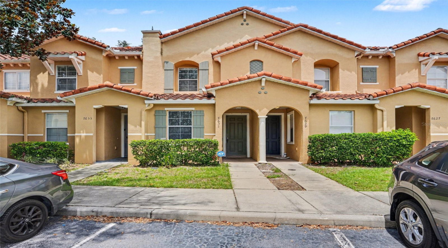 KISSIMMEE, Florida 34747, 3 Bedrooms Bedrooms, ,3 BathroomsBathrooms,Residential,For Sale,LONG ISLAND DR,0,MFRO6418351
