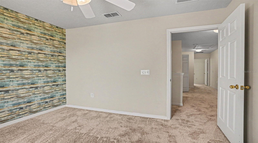 KISSIMMEE, Florida 34747, 3 Bedrooms Bedrooms, ,3 BathroomsBathrooms,Residential,For Sale,LONG ISLAND DR,0,MFRO6418351