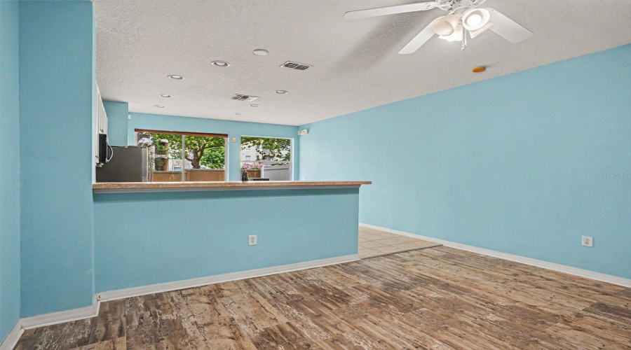 KISSIMMEE, Florida 34747, 3 Bedrooms Bedrooms, ,3 BathroomsBathrooms,Residential,For Sale,LONG ISLAND DR,0,MFRO6418351