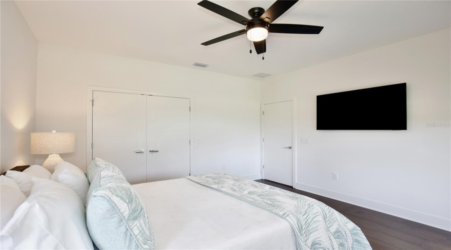 DAVENPORT, Florida 33837, 4 Bedrooms Bedrooms, ,3 BathroomsBathrooms,Residential,For Sale,KENSINGTON,0,MFRO6428026