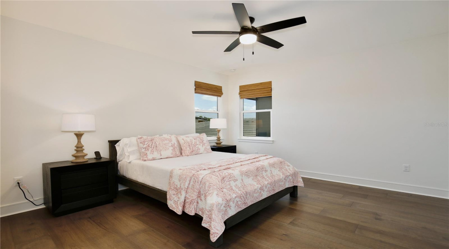 DAVENPORT, Florida 33837, 4 Bedrooms Bedrooms, ,3 BathroomsBathrooms,Residential,For Sale,KENSINGTON,0,MFRO6428026