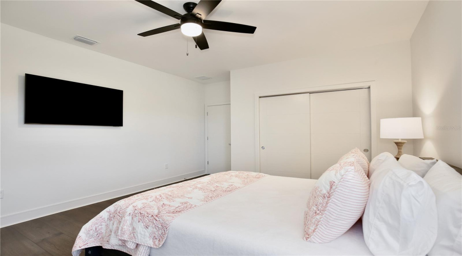DAVENPORT, Florida 33837, 4 Bedrooms Bedrooms, ,3 BathroomsBathrooms,Residential,For Sale,KENSINGTON,0,MFRO6428026
