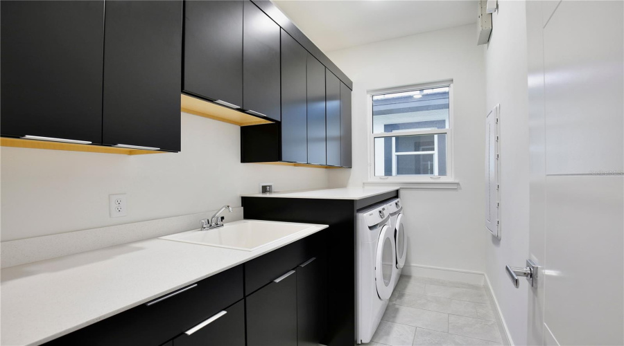 DAVENPORT, Florida 33837, 4 Bedrooms Bedrooms, ,3 BathroomsBathrooms,Residential,For Sale,KENSINGTON,0,MFRO6428026
