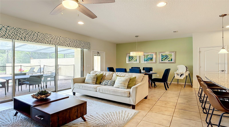 Light-filled family room overlooking the screened lanai