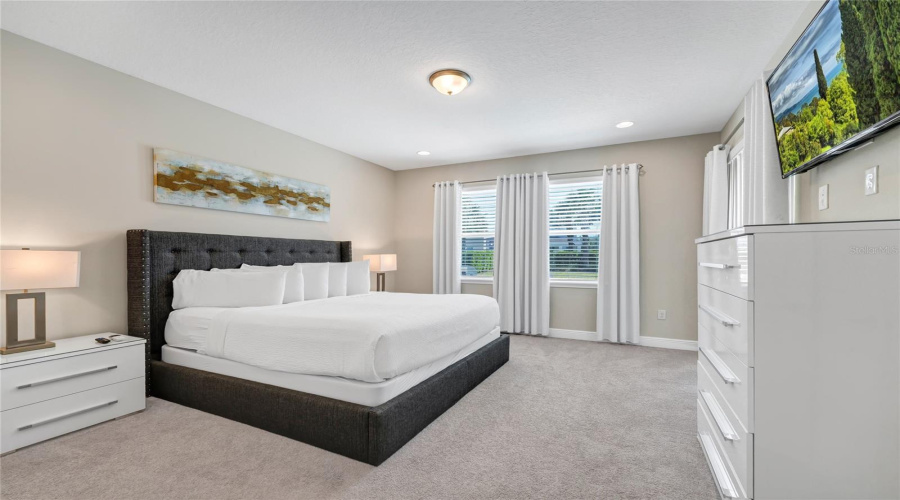 KISSIMMEE, Florida 34747, 6 Bedrooms Bedrooms, ,6 BathroomsBathrooms,Residential,For Sale,GRABEN,0,MFRS5154383