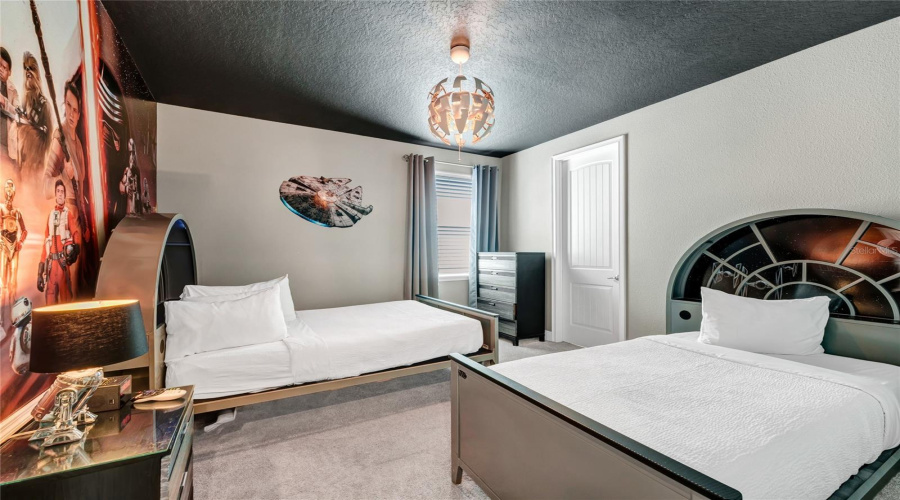 KISSIMMEE, Florida 34747, 6 Bedrooms Bedrooms, ,6 BathroomsBathrooms,Residential,For Sale,GRABEN,0,MFRS5154383