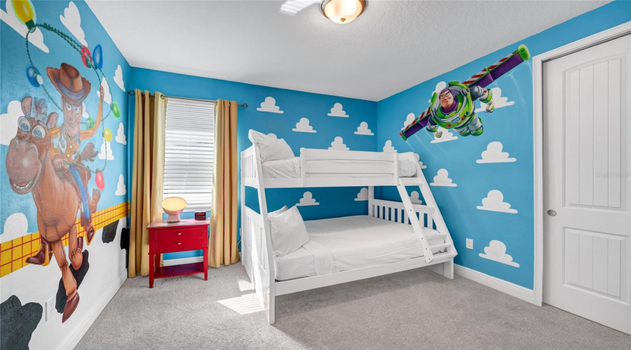 KISSIMMEE, Florida 34747, 6 Bedrooms Bedrooms, ,6 BathroomsBathrooms,Residential,For Sale,GRABEN,0,MFRS5154383