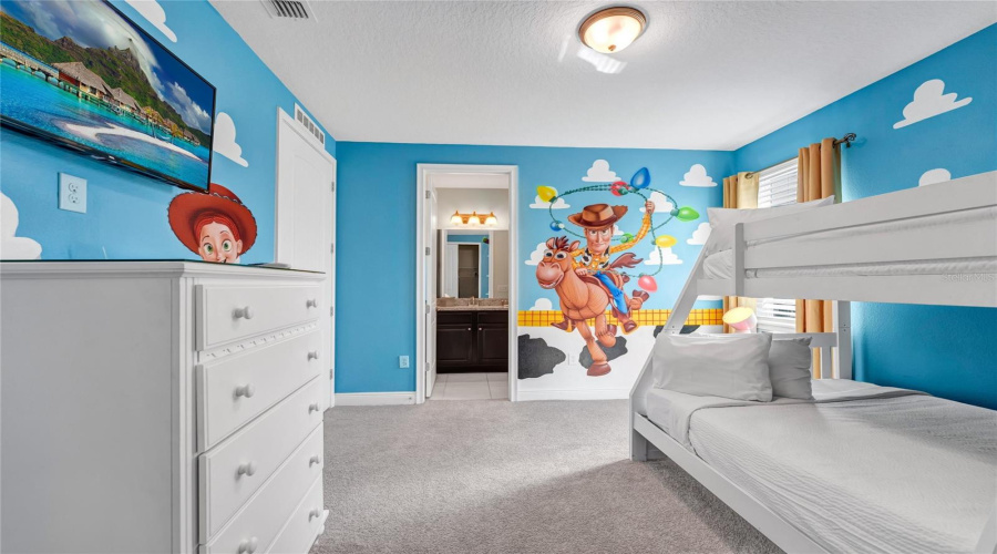 KISSIMMEE, Florida 34747, 6 Bedrooms Bedrooms, ,6 BathroomsBathrooms,Residential,For Sale,GRABEN,0,MFRS5154383