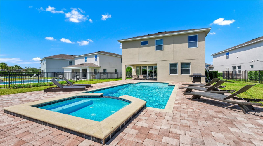 KISSIMMEE, Florida 34747, 6 Bedrooms Bedrooms, ,6 BathroomsBathrooms,Residential,For Sale,GRABEN,0,MFRS5154383