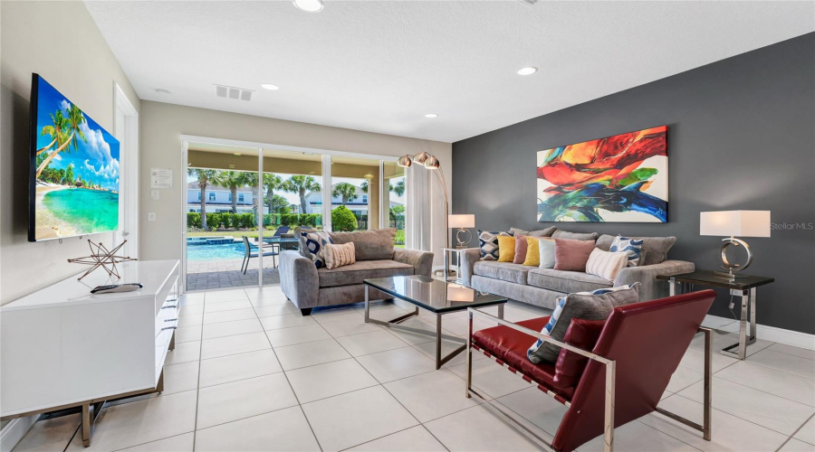 KISSIMMEE, Florida 34747, 6 Bedrooms Bedrooms, ,6 BathroomsBathrooms,Residential,For Sale,GRABEN,0,MFRS5154383