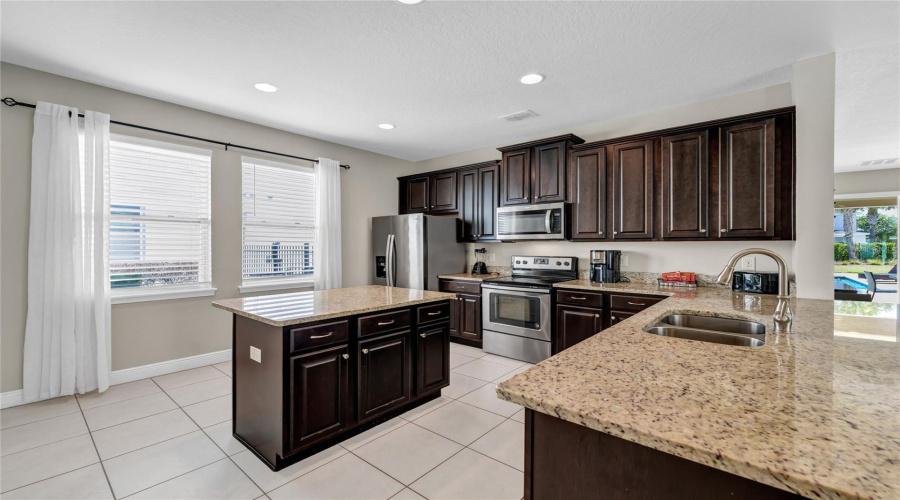KISSIMMEE, Florida 34747, 6 Bedrooms Bedrooms, ,6 BathroomsBathrooms,Residential,For Sale,GRABEN,0,MFRS5154383