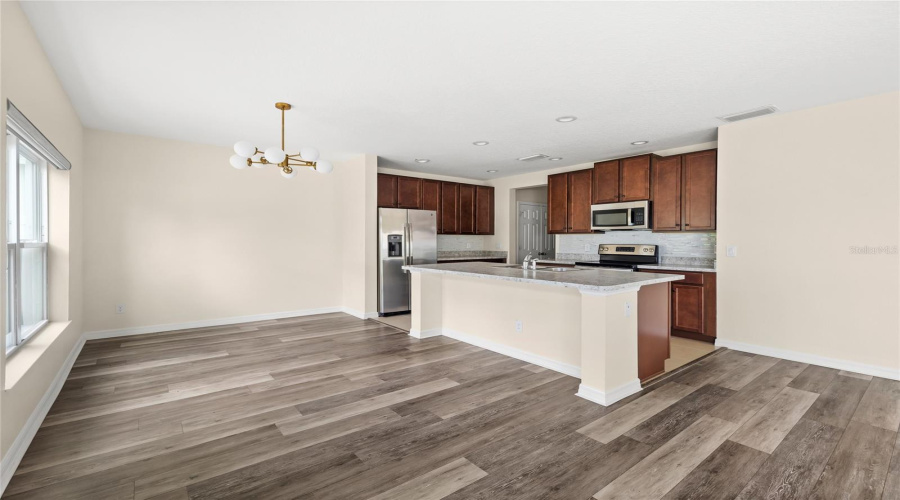 DAVENPORT, Florida 33837, 4 Bedrooms Bedrooms, ,2 BathroomsBathrooms,Residential,For Sale,ANNA,0,MFRO6426667