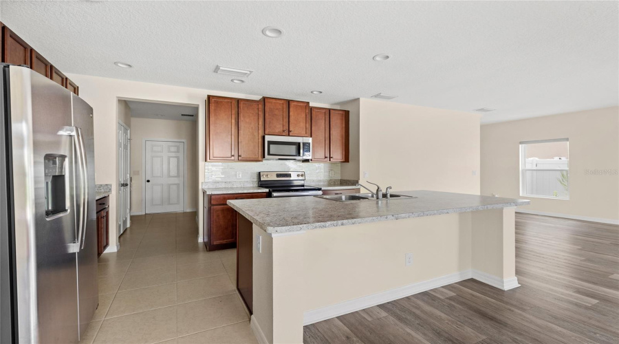 DAVENPORT, Florida 33837, 4 Bedrooms Bedrooms, ,2 BathroomsBathrooms,Residential,For Sale,ANNA,0,MFRO6426667