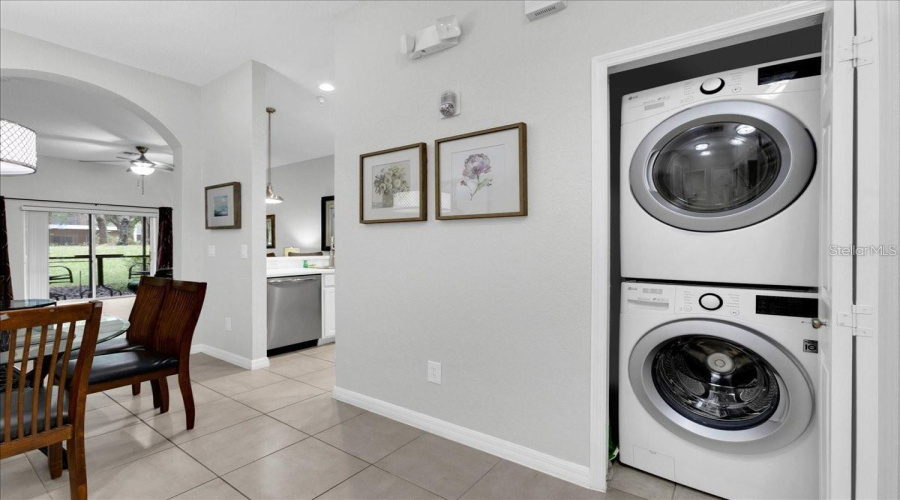 DAVENPORT, Florida 33897, 3 Bedrooms Bedrooms, ,2 BathroomsBathrooms,Residential,For Sale,ROGUES RETREAT,0,MFRO6427908