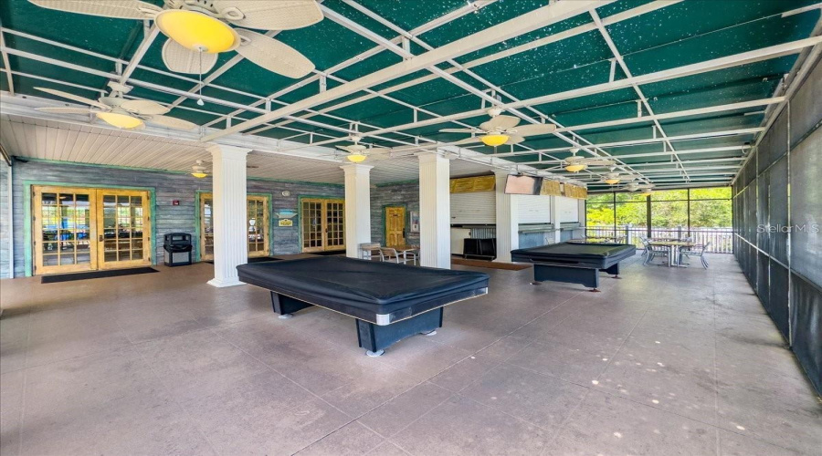 DAVENPORT, Florida 33897, 3 Bedrooms Bedrooms, ,2 BathroomsBathrooms,Residential,For Sale,ROGUES RETREAT,0,MFRO6427908