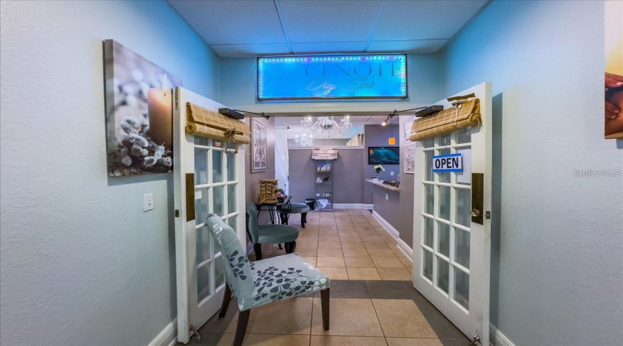 DAVENPORT, Florida 33897, 3 Bedrooms Bedrooms, ,2 BathroomsBathrooms,Residential,For Sale,ROGUES RETREAT,0,MFRO6427908