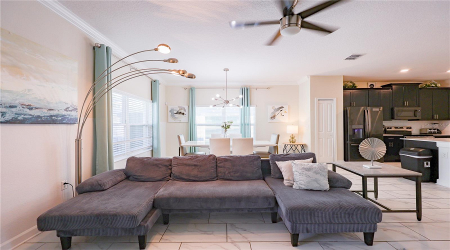 DAVENPORT, Florida 33896, 5 Bedrooms Bedrooms, ,4 BathroomsBathrooms,Residential,For Sale,CHALLENGE,0,MFRO6427913