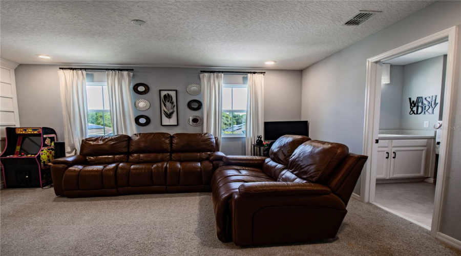 Lanai 2nd Fl